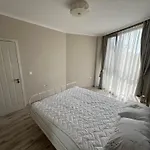 Seaview Flat With Pool & Parking Varna