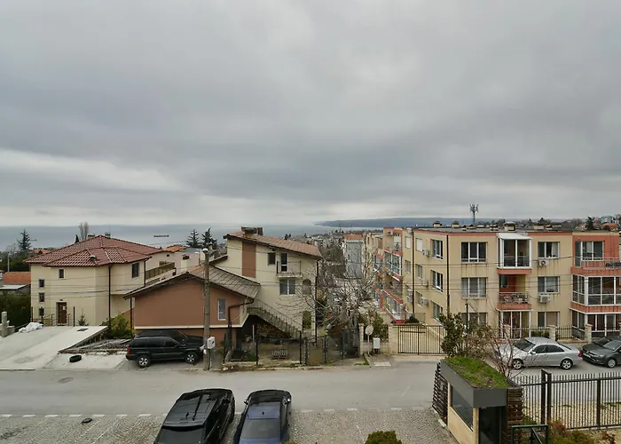 Apartman Seaview Flat With Pool & Parking *